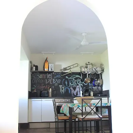 Adosado En Urbanizacion Con Piscina