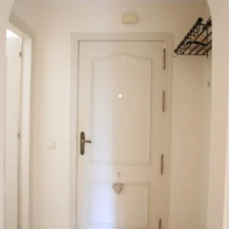 Holiday home Adosado En Urbanizacion Con Piscina *