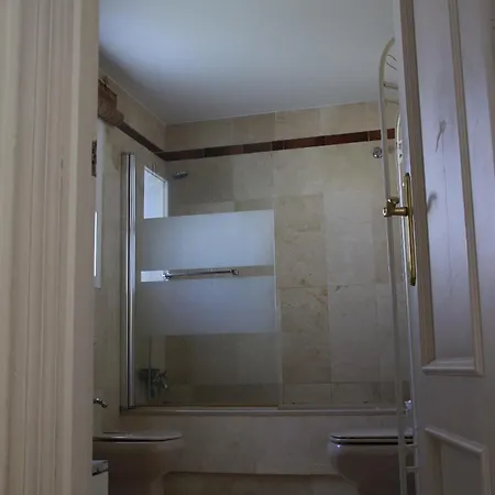 Adosado En Urbanizacion Con Piscina Holiday home Estepona