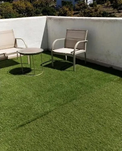 Adosado En Urbanizacion Con Piscina *