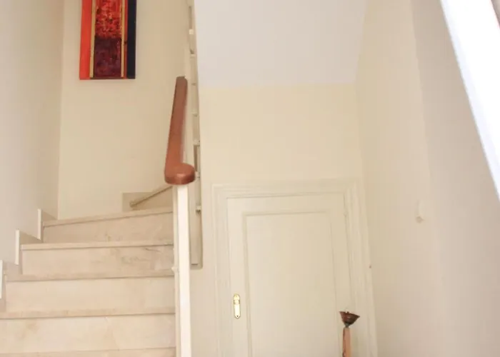 Adosado En Urbanizacion Con Piscina